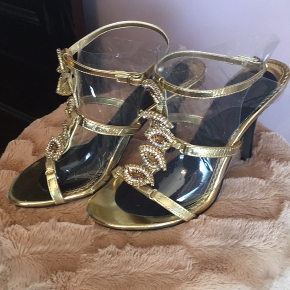 Gold strapped dress Sandals - Picture 4 of 8
